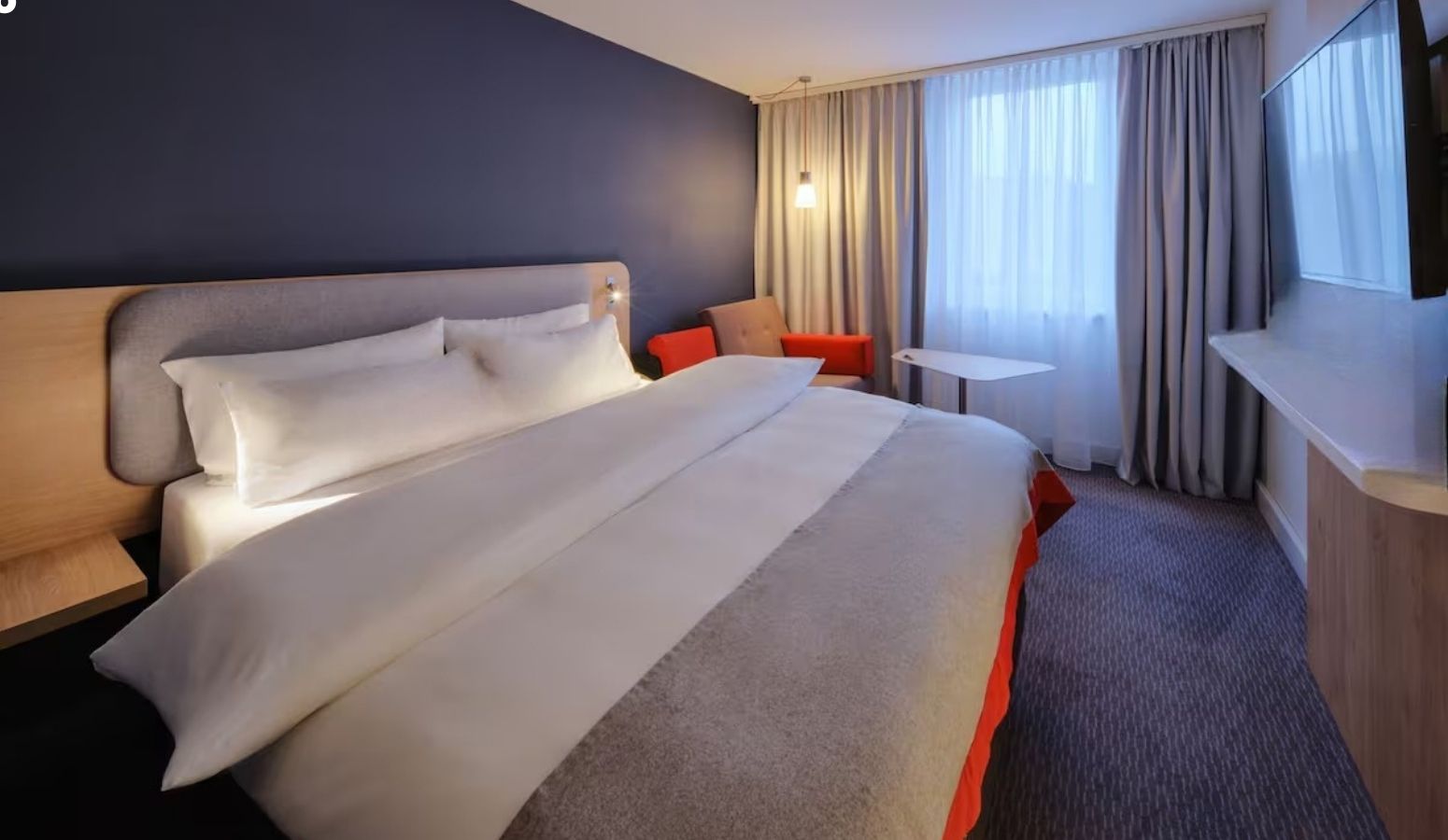 Holiday In Express Frankfurt Messe 3*